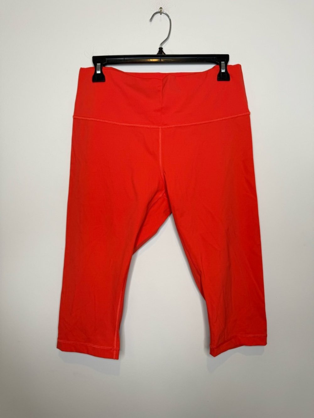 Lululemon Capri Leggings. bright Orange